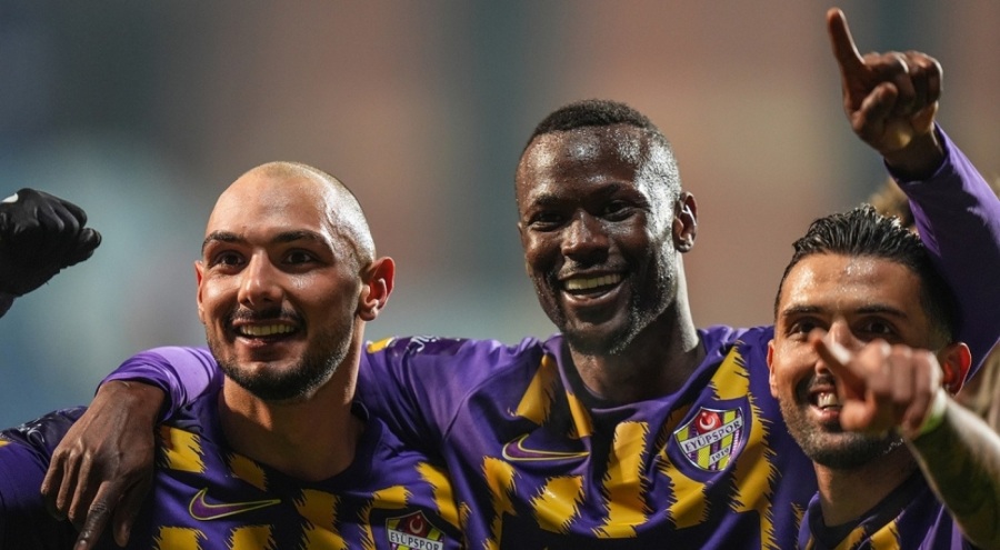 Eyüpspor Alanyaspor'u 3-0 mağlup etti