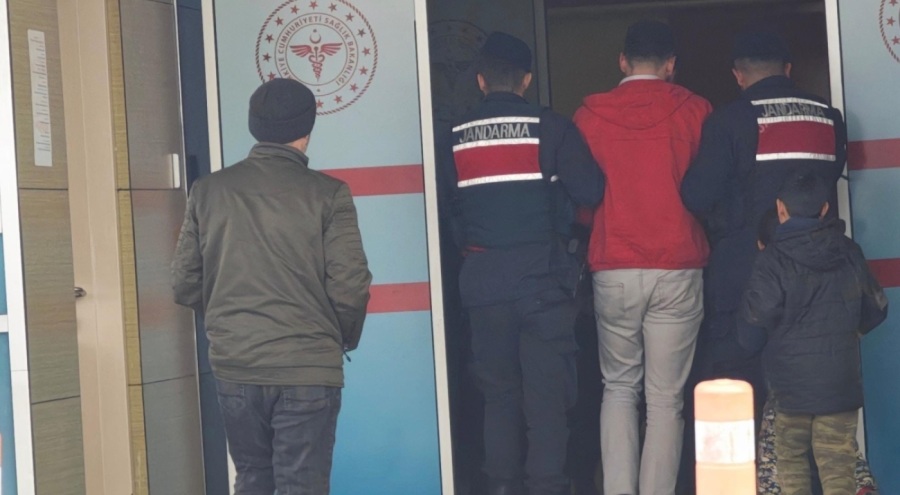 Bursa'da 10 yıl kesinleşmiş hapis cezası bulunan firari hükümlü yakalandı