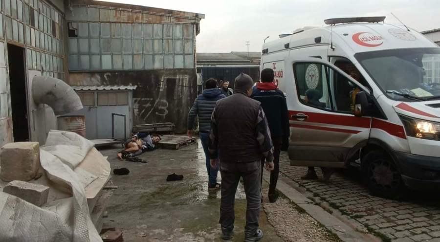 Sobayı tutuşturmak isteyen işçi, tiner bidonunun patlamasıyla yandı