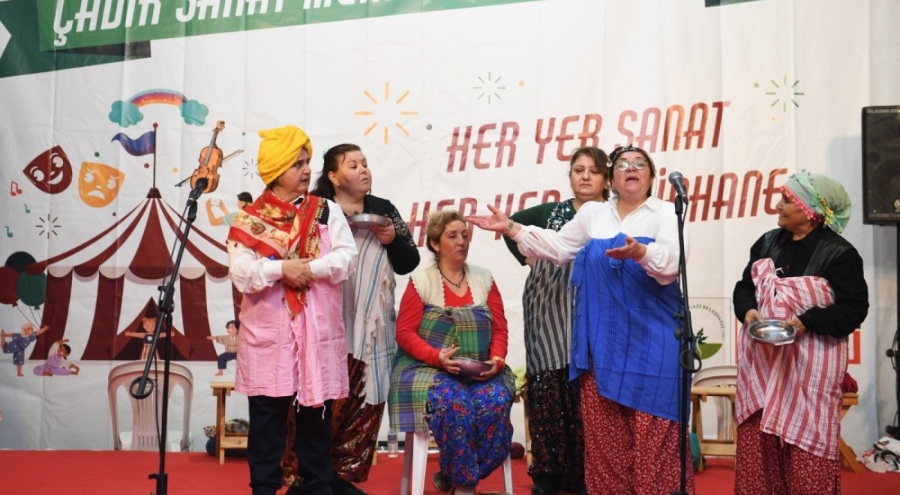 Osmangazi'de çocuklar yarıyıl tatilini sanatla geçiyor