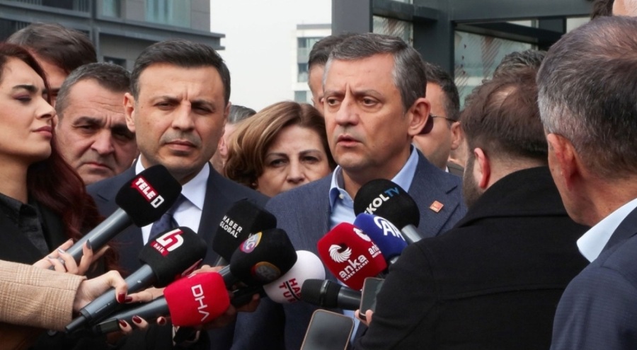 Özgür Özel'den soruşturmalara tepki: Kimse pes edeceğimizi, teslim olacağımızı düşünmesin