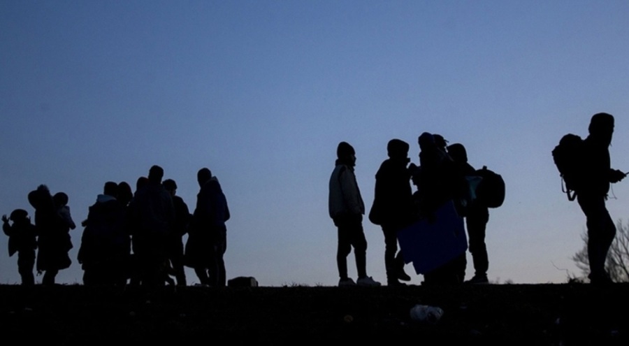 Düzensiz göçle mücadele! 16 kişi yakalandı