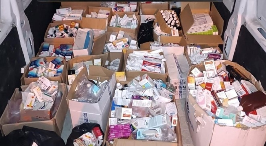 Depoya baskın! Çok sayıda cinsel içerikli ilaç ele geçirildi
