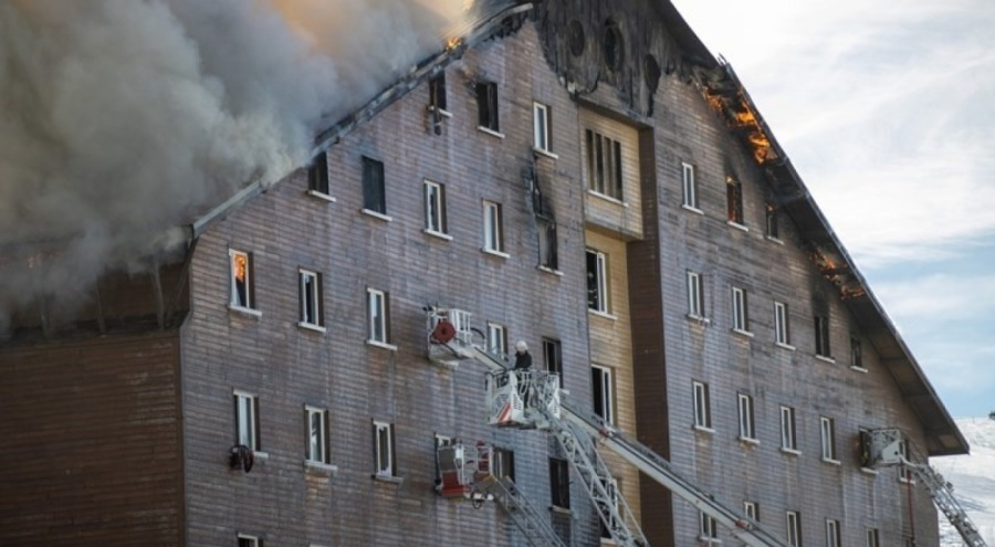 "AFAD ekiplerinden 'konaklama' için para istendi" iddiası! 'Grand Kartal Otel hala rezervasyon için aranıyor'