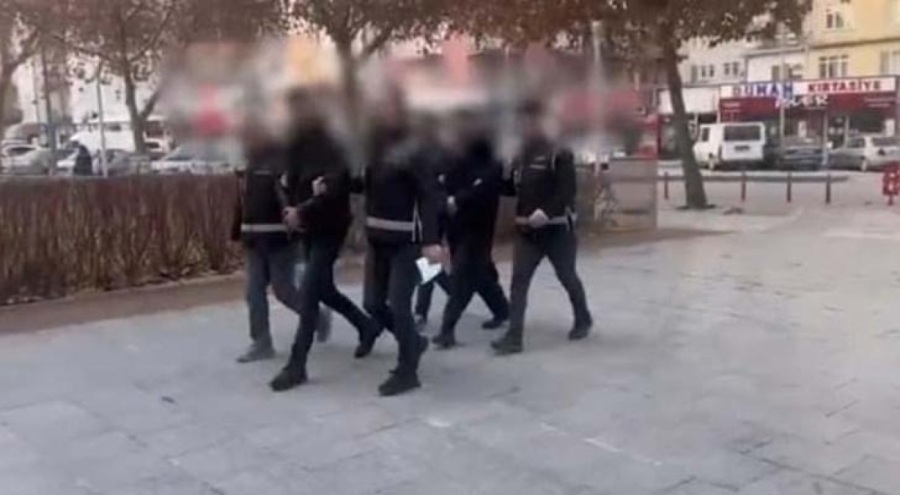 Kaçak silah ticaretine 7 gözaltı