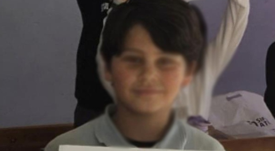 10 yaşındaki çocuk tüfekle vurularak ağır yaralandı