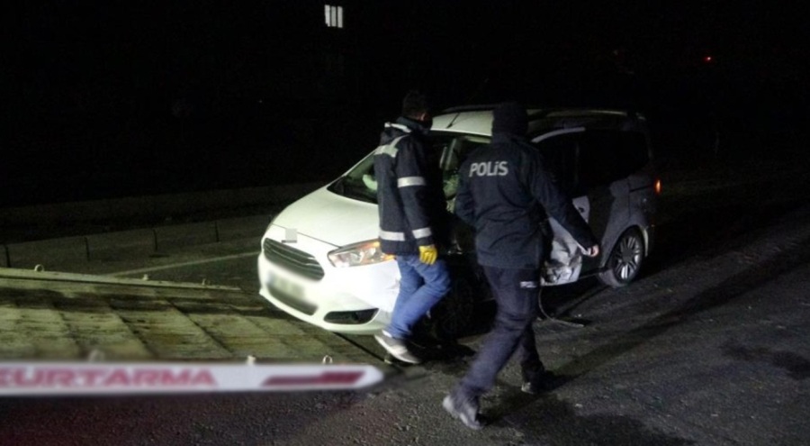 3 aracın karıştığı trafik kazasında 6 kişi yaralandı