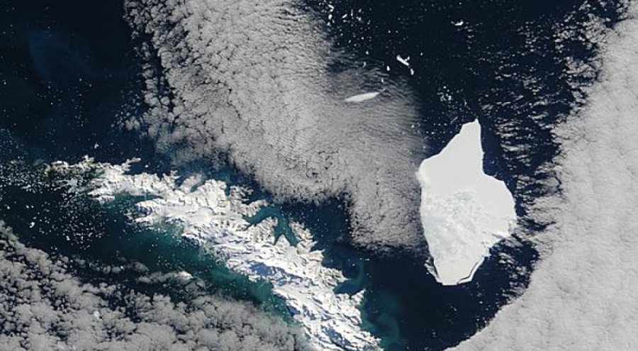 Dünyanın en büyük buzdağı, İngiliz adasına doğru ilerliyor