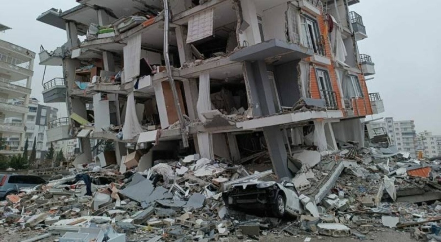 Depremde 12 kişiye mezar olmuştu, Burak Yapı Sitesi sanıklarına "bilinçli taksirden" ceza talebi