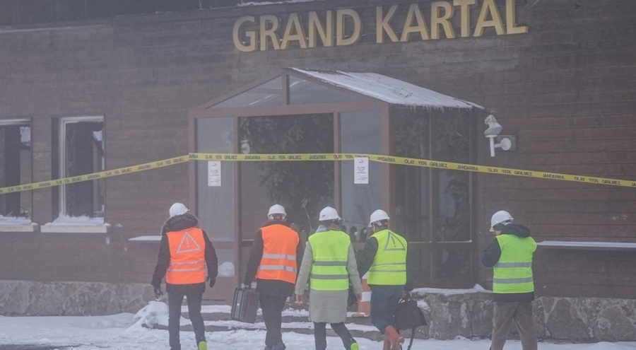 Bilirkişi heyeti, yanan oteldeki incelemelerini tamamladı