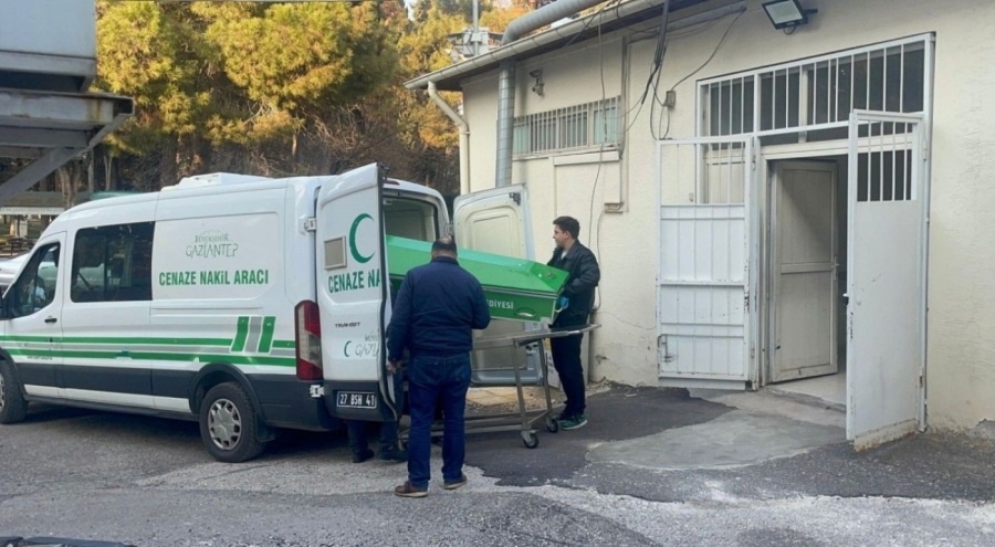 Kız kardeşlerini tabancayla vurdu: 1 ölü, 1 yaralı