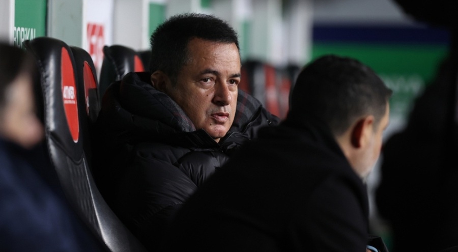 Acun Ilıcalı'dan Galatasaray'a çağrı