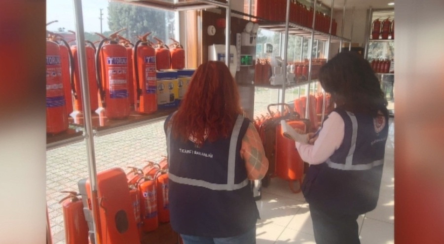 Bursa'da fahiş fiyata yangın tüpü satan firmalara işlem yapıldı