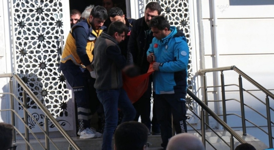 2 kızını öldürüp canına kıydı!