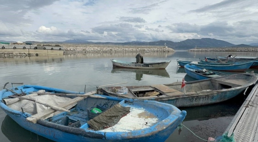 Kuraklık alarmı veren Eğirdir Gölü'ne su taşınacak