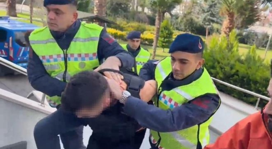 Bursa'da arkadaşını bıçaklayıp cesedini yakıp psikiyatriste gitmiş!