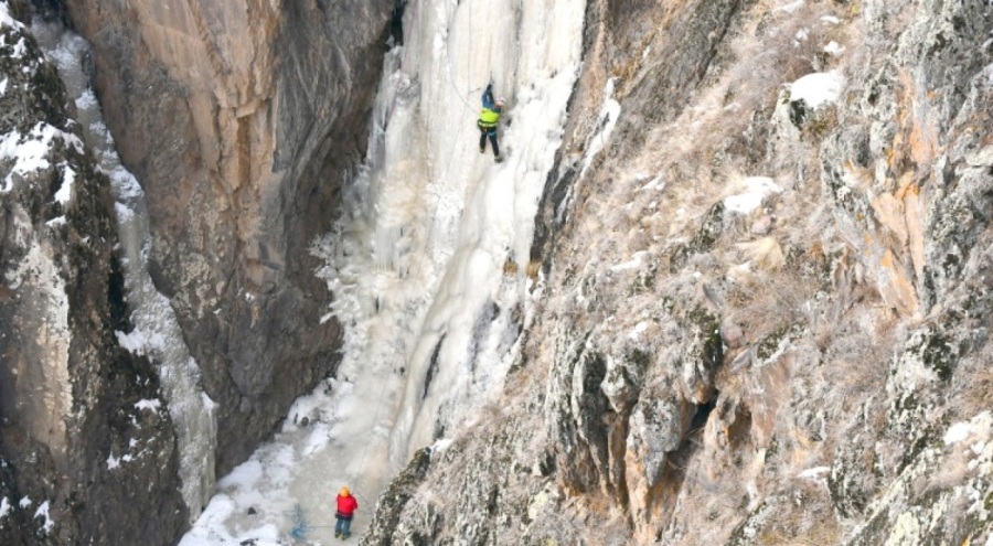 Dağcılar Kars'ın kış turizmine yeni bir soluk getirdi