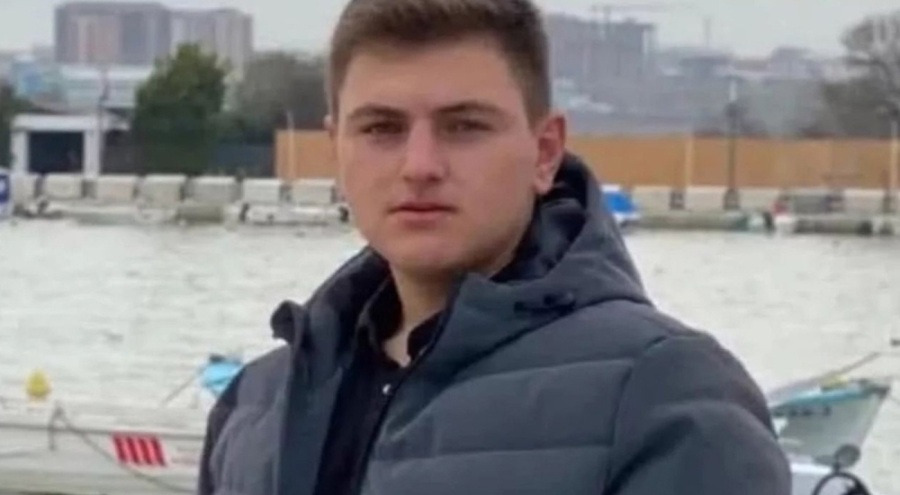 5'inci kattan kafasına kalas düşen 19 yaşındaki işçi öldü