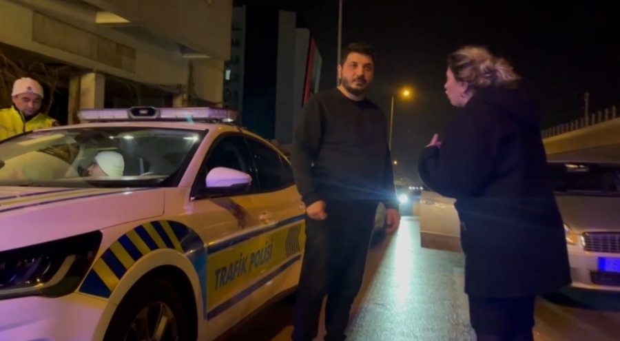 Bursa'da yakalanan alkollü sürücü sinirlendi! Aracının ön camını yumrukla parçaladı