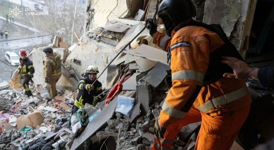 Rusya, Ukrayna'da bir apartmanı vurdu! Çok sayıda ölü ve yaralı