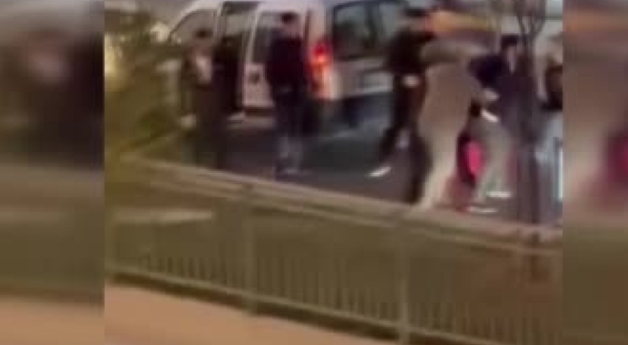 Yol verme tartışması tekme tokatlı kavgaya dönüştü