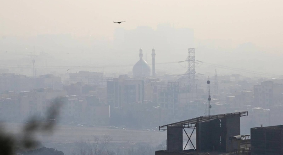 Tahran'da hava kirliliği sebebiyle okullar yarın da tatil edildi