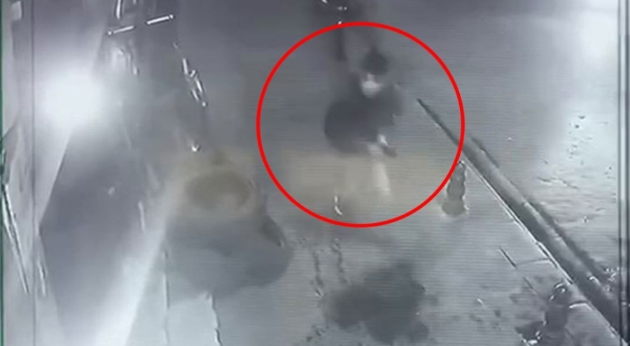 Takip ettiği husumetlisini kurşun yağmuruna tuttu