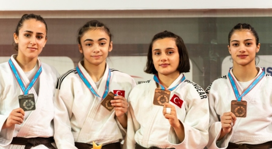 Gemlik Belediyespor'da judodan şampiyonlar çıkmaya devam ediyor