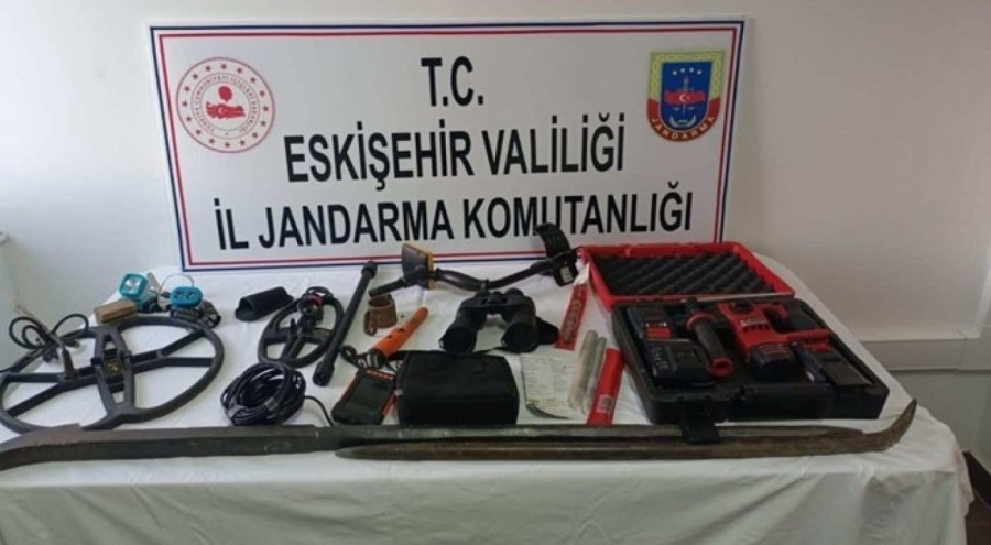 İzinsiz kazıya suçüstü