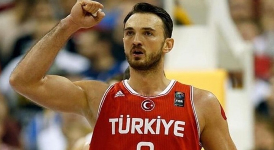 Semih Erden, basketbolu bıraktığını duyurdu