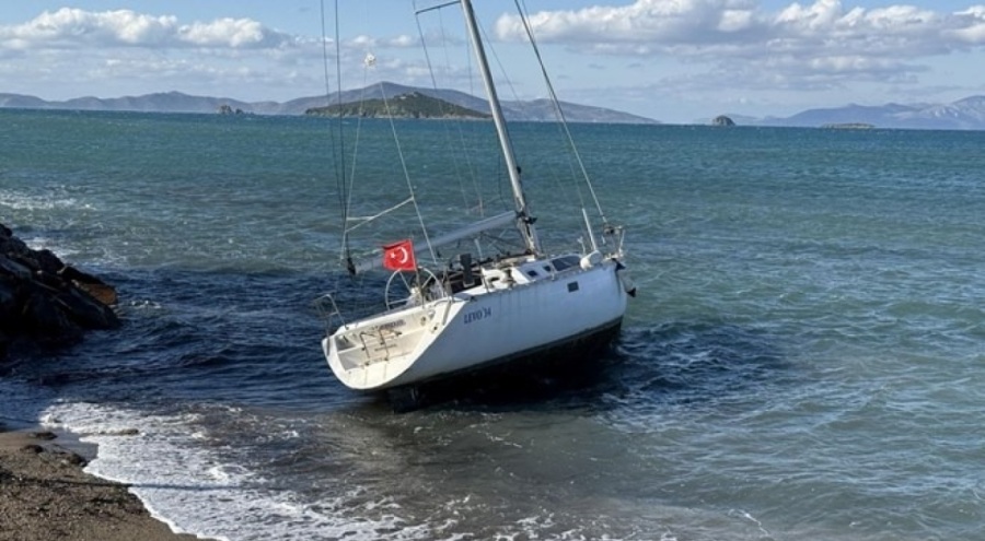 Bodrum'da fırtına sonucu feribot seferleri iptal