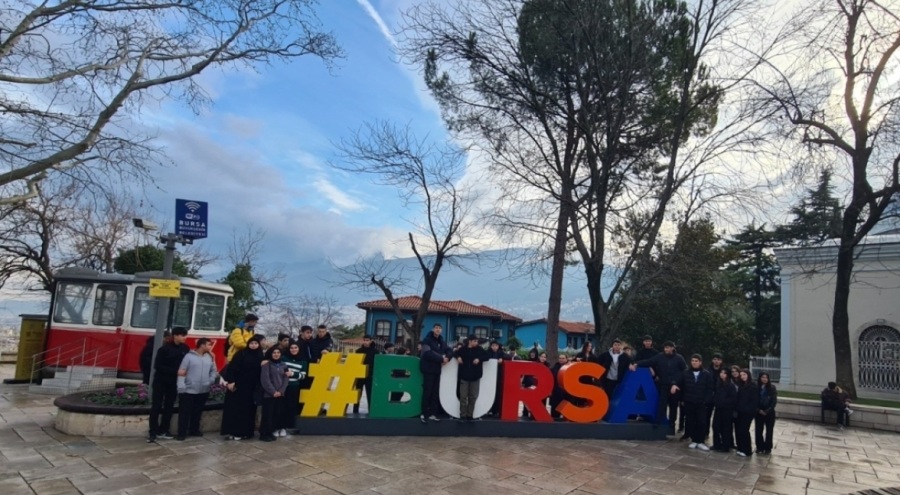 7 yılda 10 bin Gürsulu genç tarih yolculuğuna çıktı