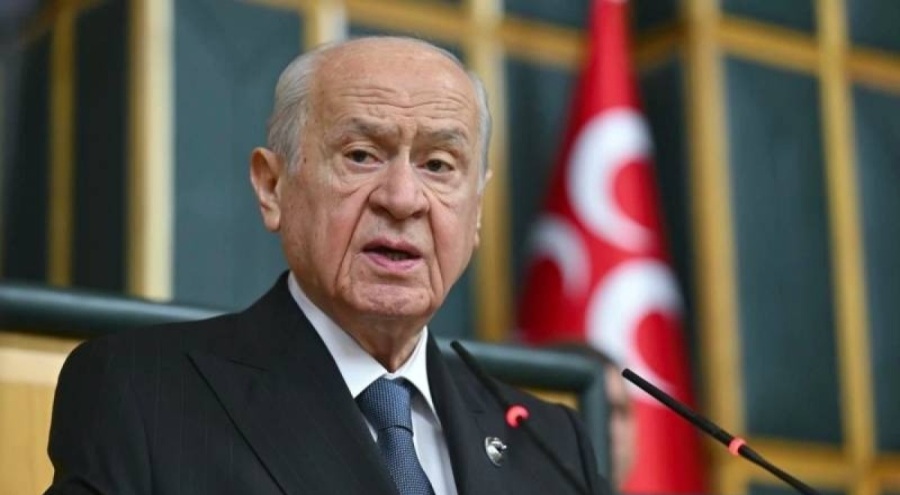 Siyasilerden, ameliyat olan Devlet Bahçeli'ye geçmiş olsun mesajları