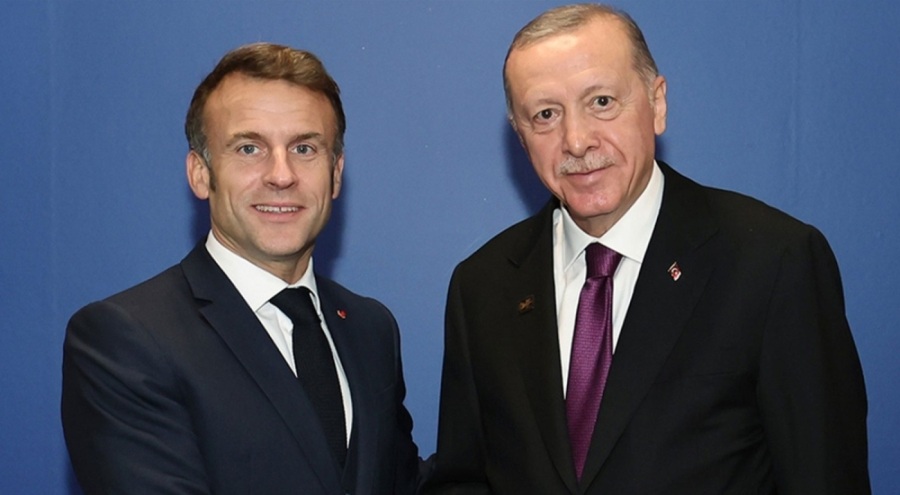 Cumhurbaşkanı Erdoğan, Macron ile telefonda görüştü