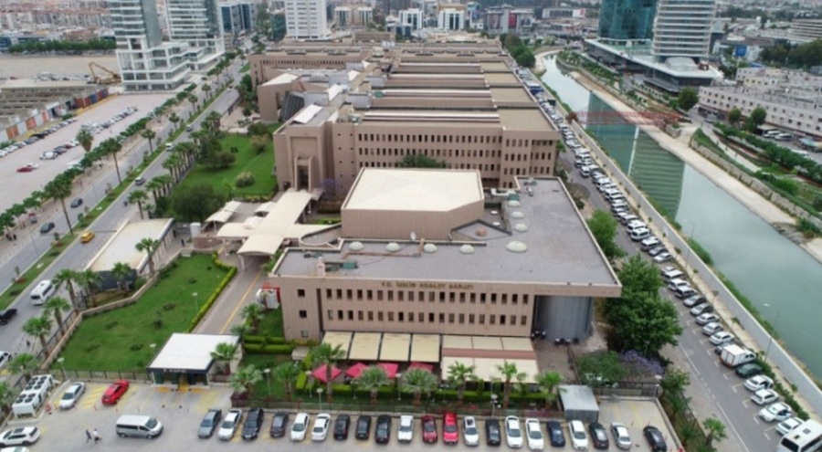 Cumhurbaşkanına hakaret eden kadın tutuklandı