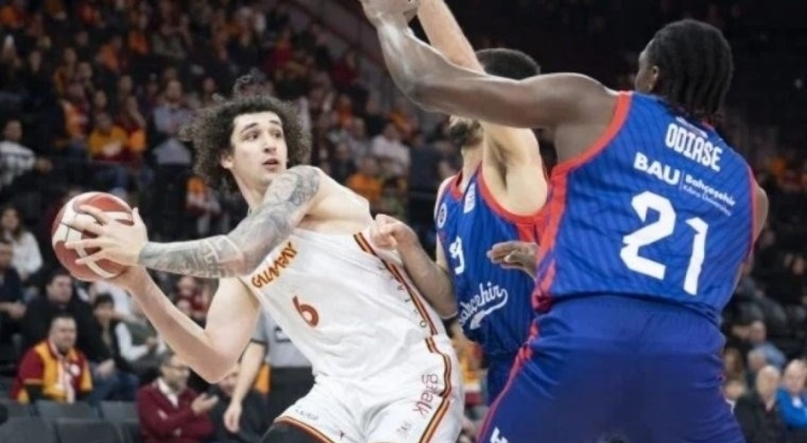 Galatasaray, ligde 4 maç sonra kazandı!