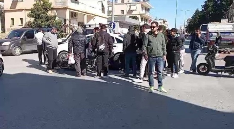 Motosiklet ile otomobil çarpıştı: Bir ağır yaralı