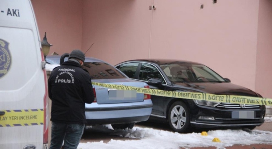 Tartıştığı kişiyi silahla vurup kaçtı