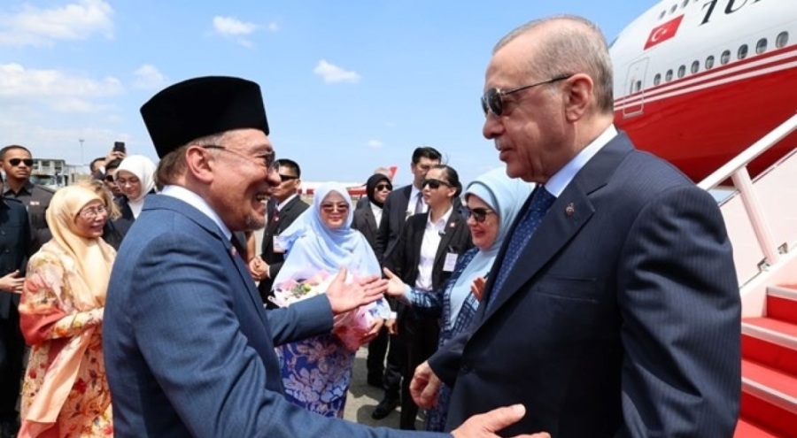 Cumhurbaşkanı Erdoğan'a Malezya'da fahri doktora beratı verildi