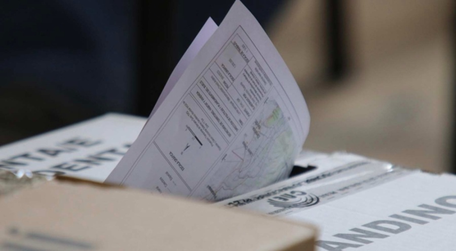 Ekvador'da cumhurbaşkanlığı seçimleri ikinci tura kaldı