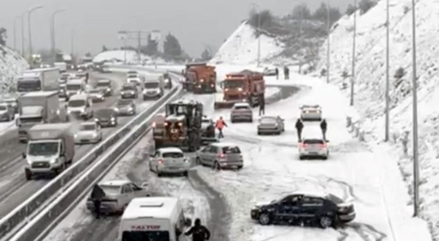 İstanbul'da çok sayıda ilçede okullara kar tatili