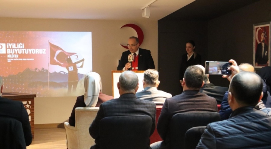 Nilüfer Kızılay'da mevcut başkan Abdurrahman Levent Ezberci güven tazeledi