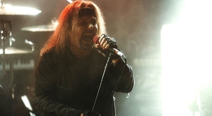 Ünlü şarkıcının jeti havaalanında kaza yaptı!