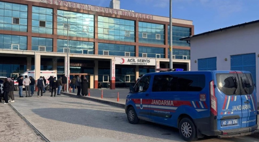 Minibüsün altında kalan 5 yaşındaki çocuk hayatını kaybetti