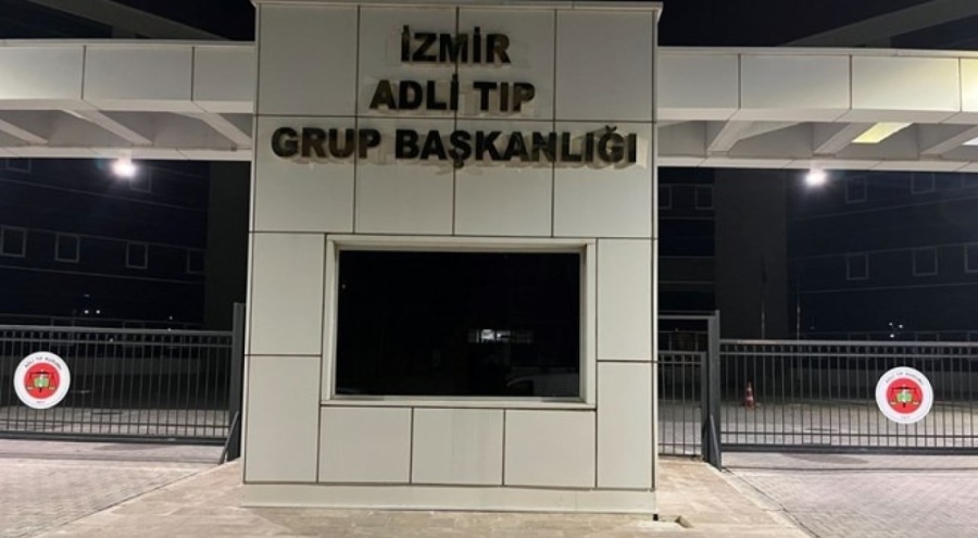 Üç yıl sonra dehşeti yaşadı: Yatak odasında üvey annesinin kemiklerini buldu
