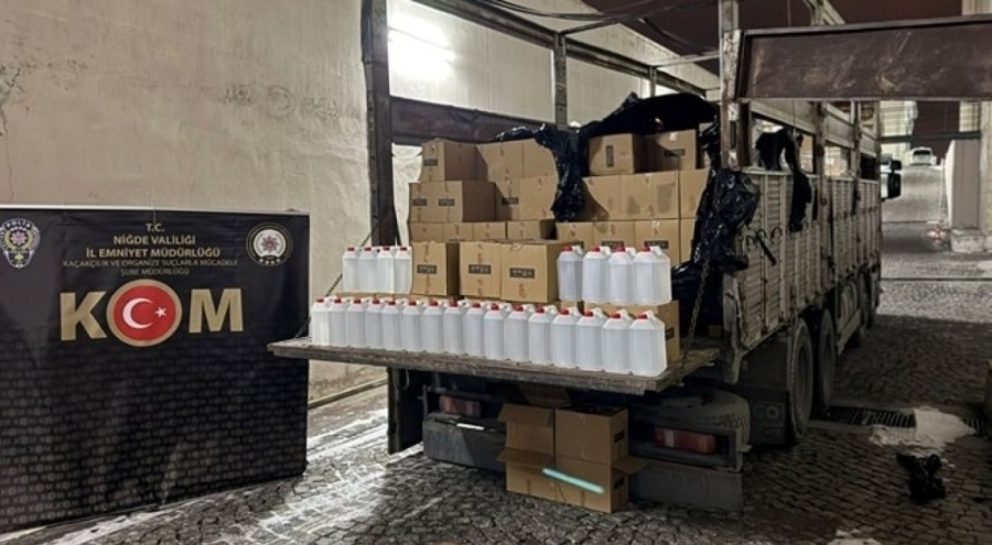 4 bin litre kaçak etil alkol ele geçirildi