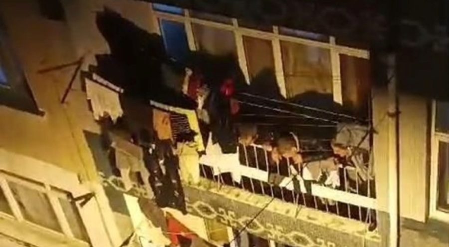 Kabus gibi anlar: Yangında balkondan atladılar