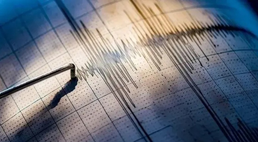 Ege Denizi'nde 4.4 büyüklüğünde deprem!