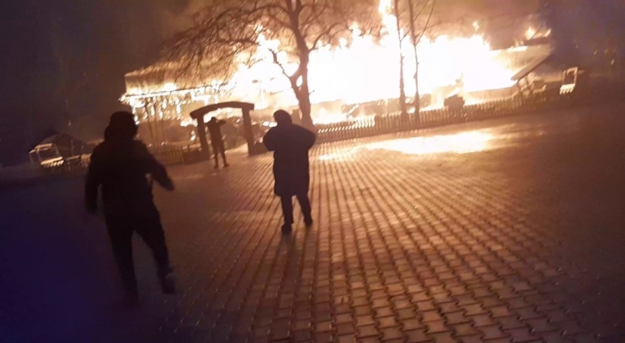 Bursa'da yanan restoran kullanılamaz hale geldi