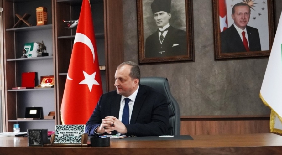 Başkan Usta: "Ramazan ayını müjdeleyen Berat Kandili mübarek olsun"